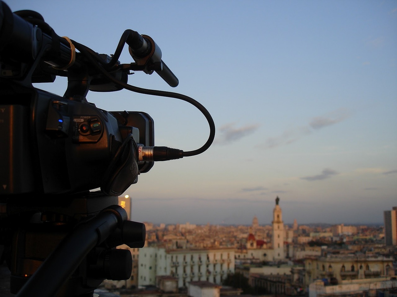 Quelles sont les étapes clés dans la création d'un documentaire engagé socialement ?