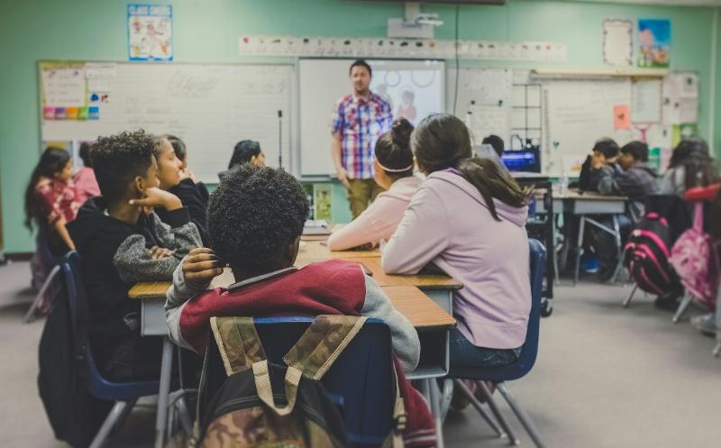 Les documentaires sous-titrés jouent un rôle crucial dans l'éducation générale.